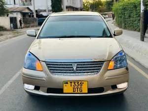 Toyota Premio 2004 Gold