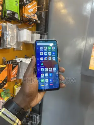 Tecno Spark 8C 64 GB