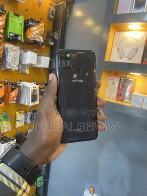 Infinix Hot 10i 32 GB Black