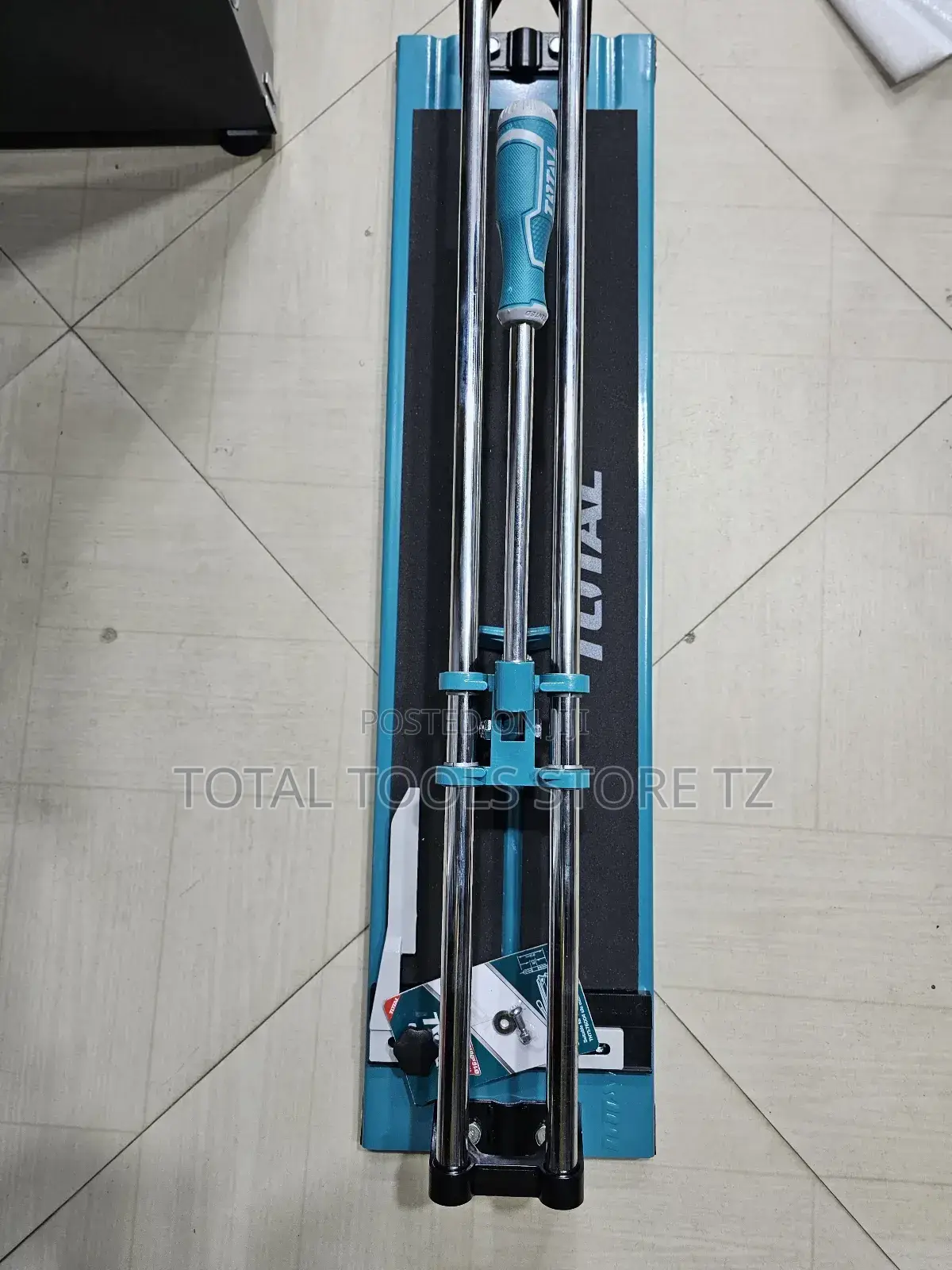 Total Tile Cutter 600mm