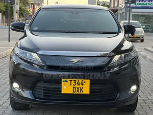 Toyota Harrier 2.0 2015 Black