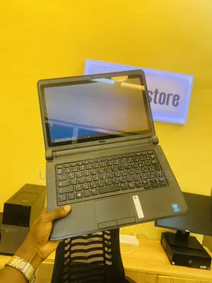 New Laptop Dell Latitude 3380 8GB Intel Core I5 HDD 500GB