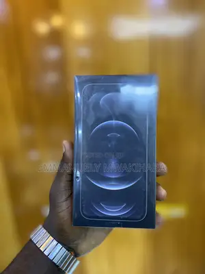 New Apple iPhone 12 Pro 256 GB Black