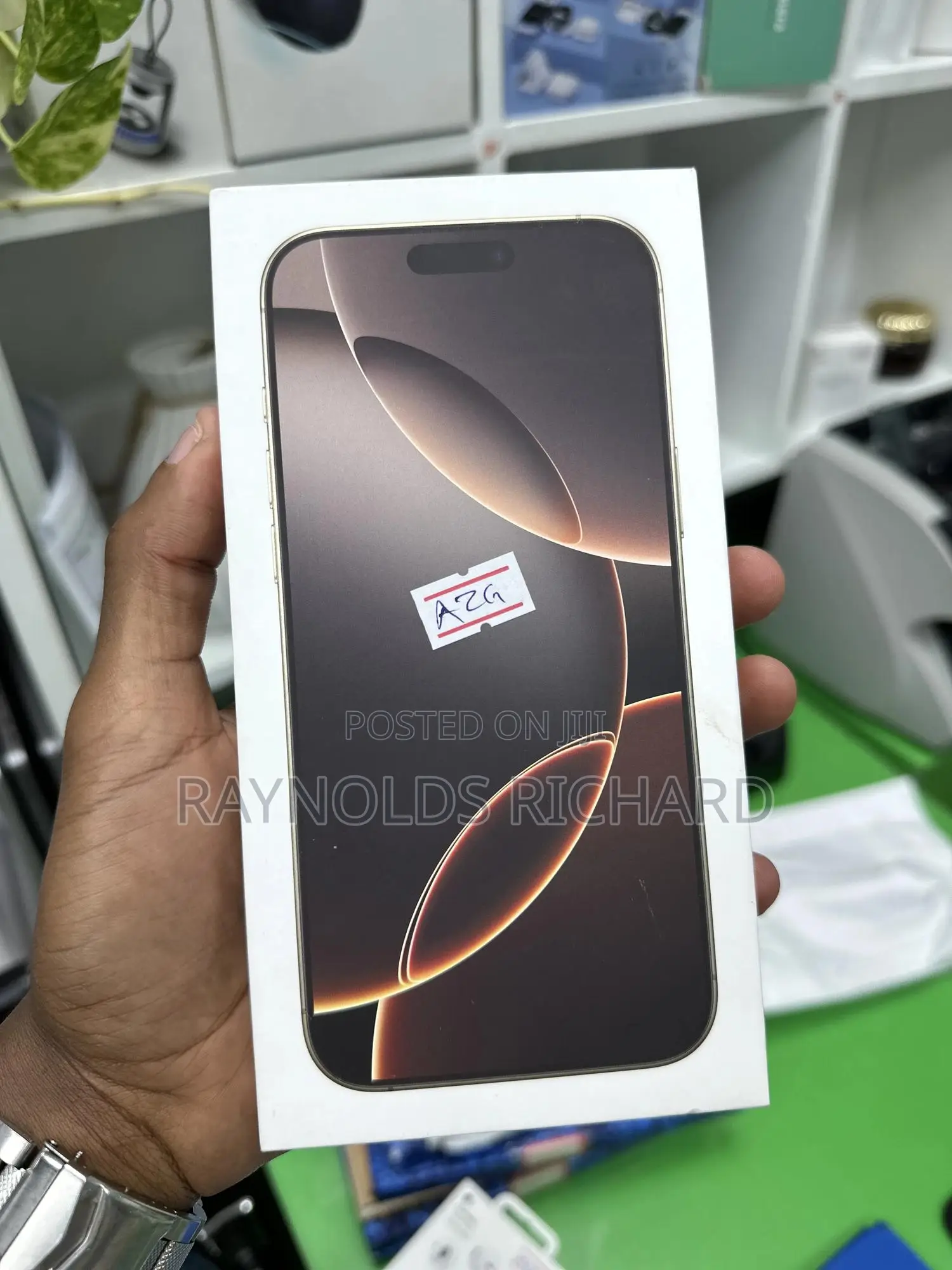 New Apple iPhone 16 Pro Max 1 TB White