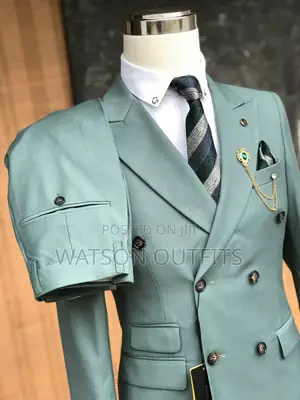 Light Green Suits(Six Button Men Suit)