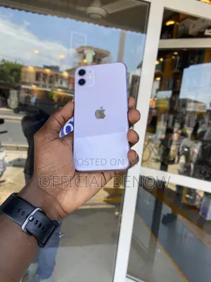 Apple iPhone 11 64 GB Purple