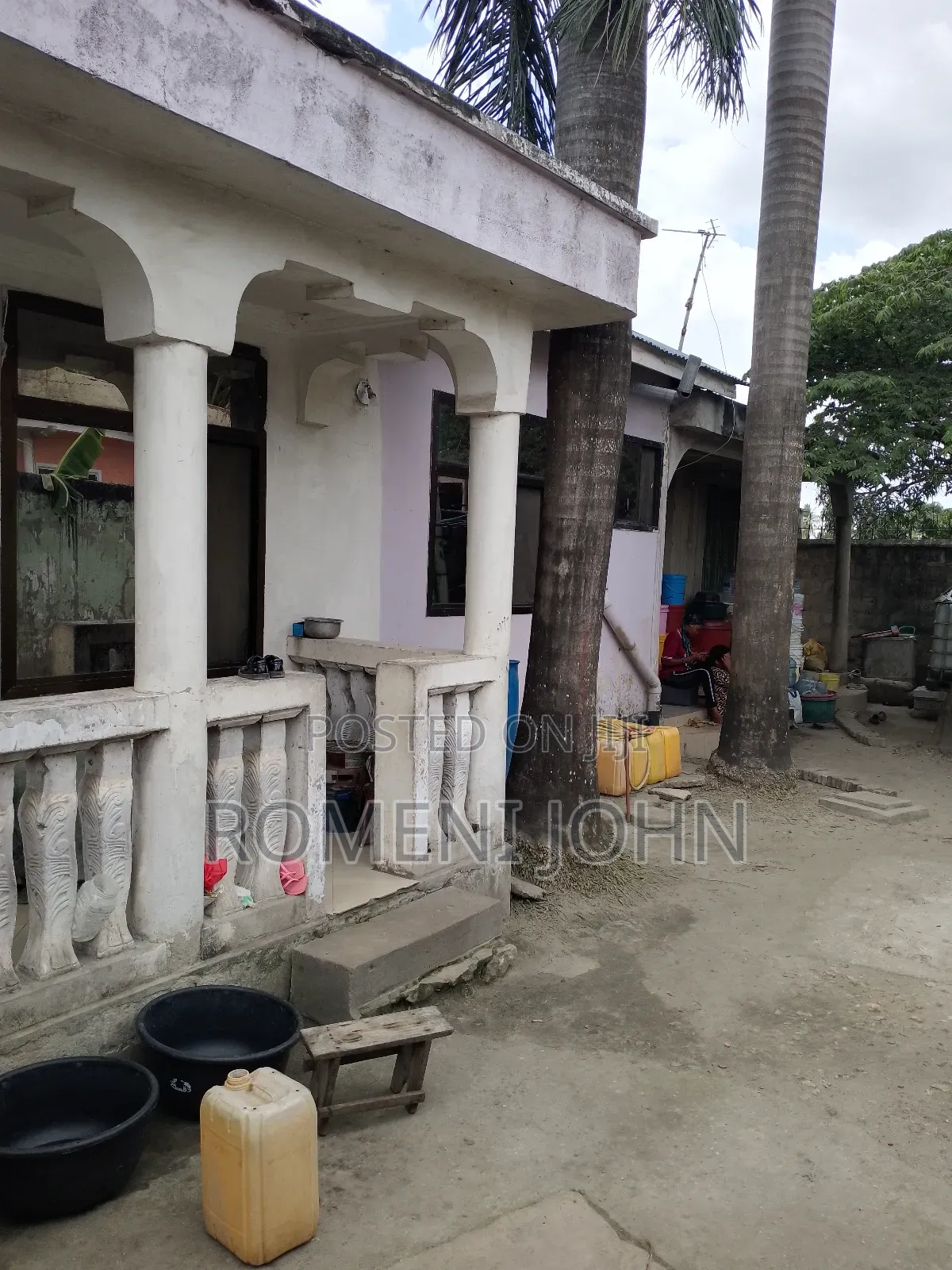 4bdrm Apartment in Tanzania Daresalaam, Ilala for sale