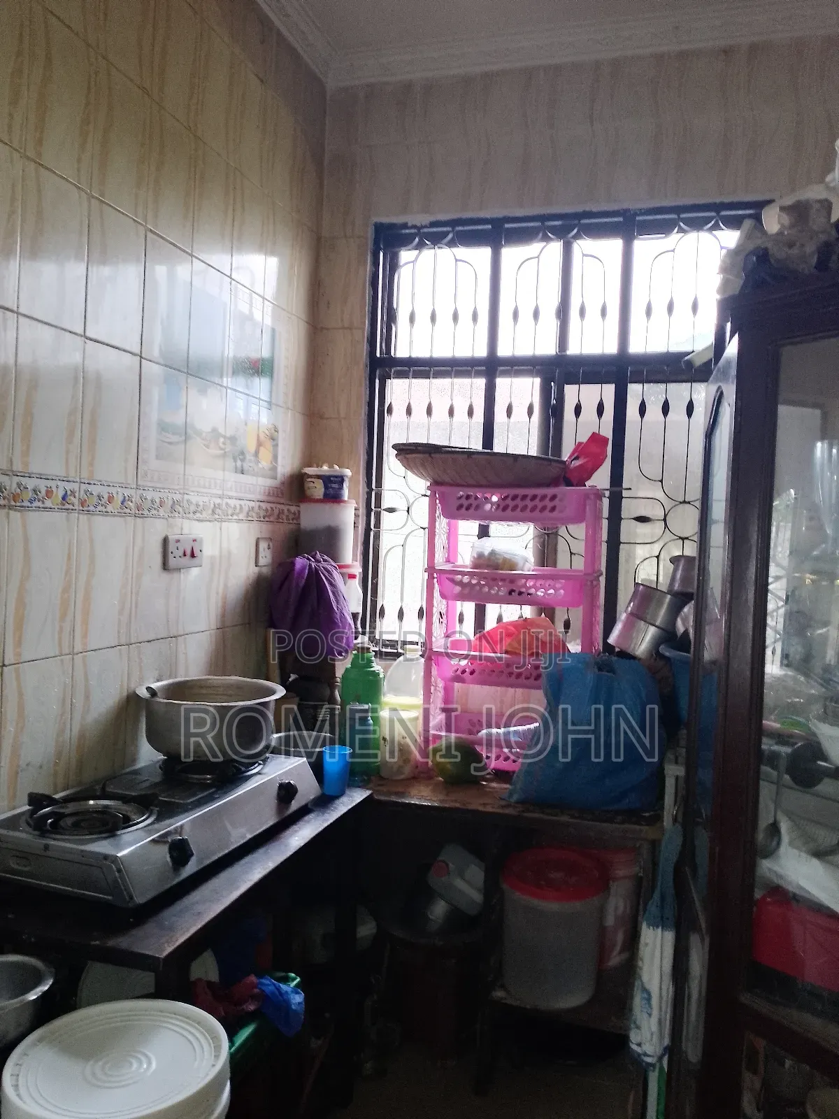 4bdrm Apartment in Tanzania Daresalaam, Ilala for sale