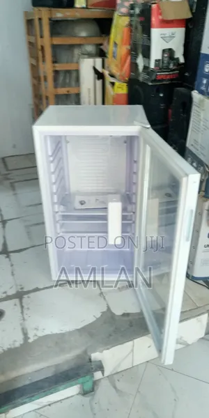 Mr UK REFRIGERATORS Showcase 100