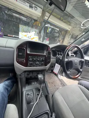 Mitsubishi Pajero Android Radio
