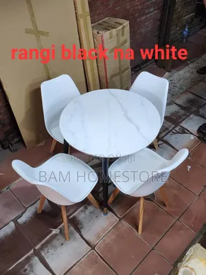 Classic Table and 4 Chairs