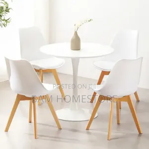 Classic Table and 4 Chairs