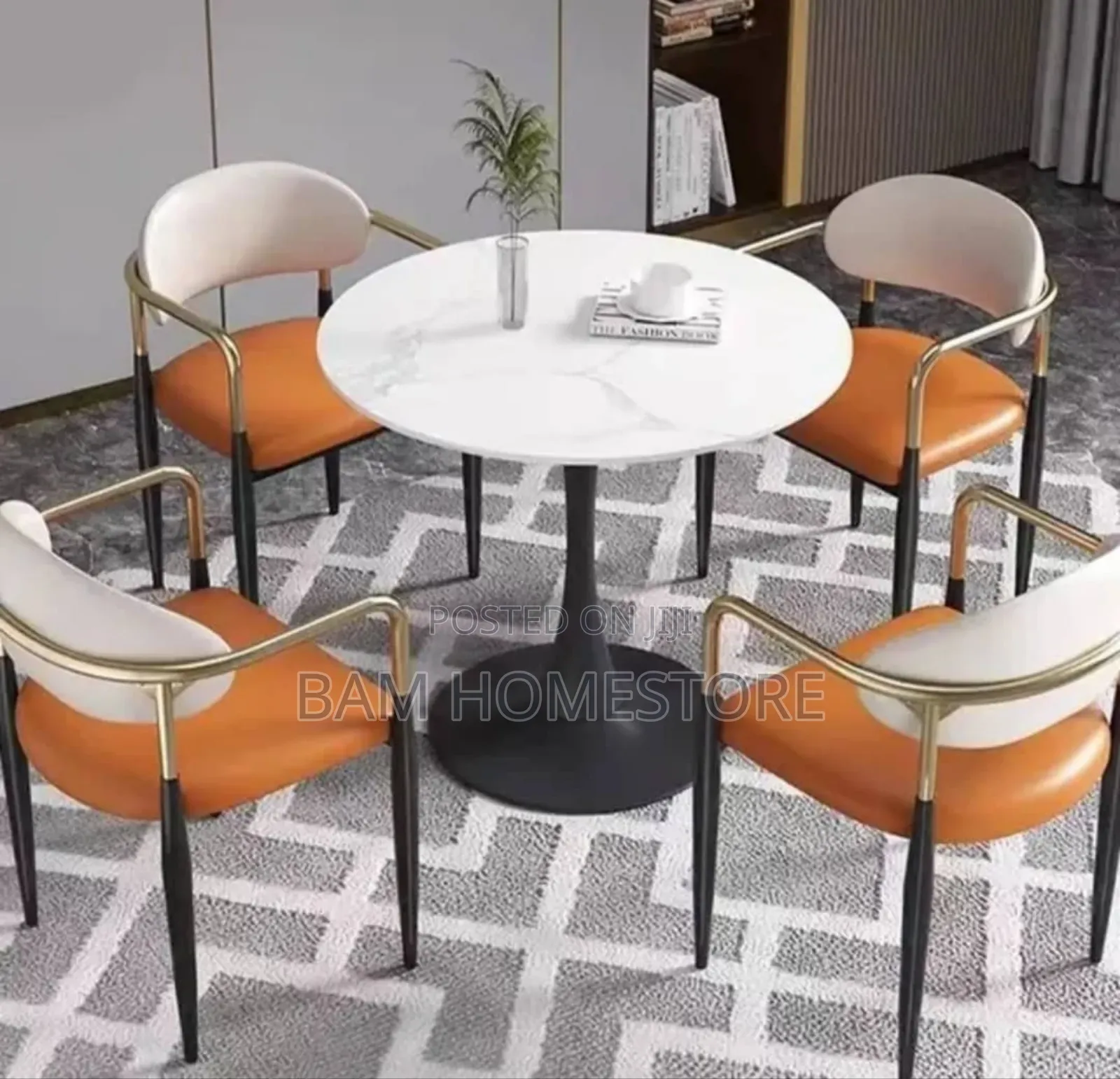 Classic Meza+ 4 Metal Velvet Chairs