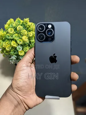 New Apple iPhone 15 Pro Max 256 GB Black