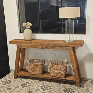Console Table Nzuri Sana