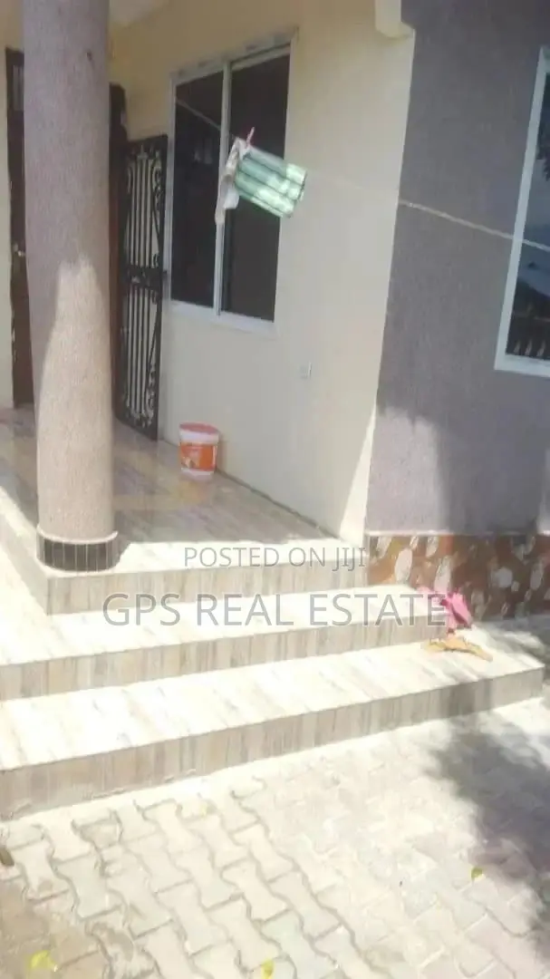 Good House for Sell at Kigambon