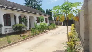 3bdrm Apartment in Mikocheni Near Palm for rent