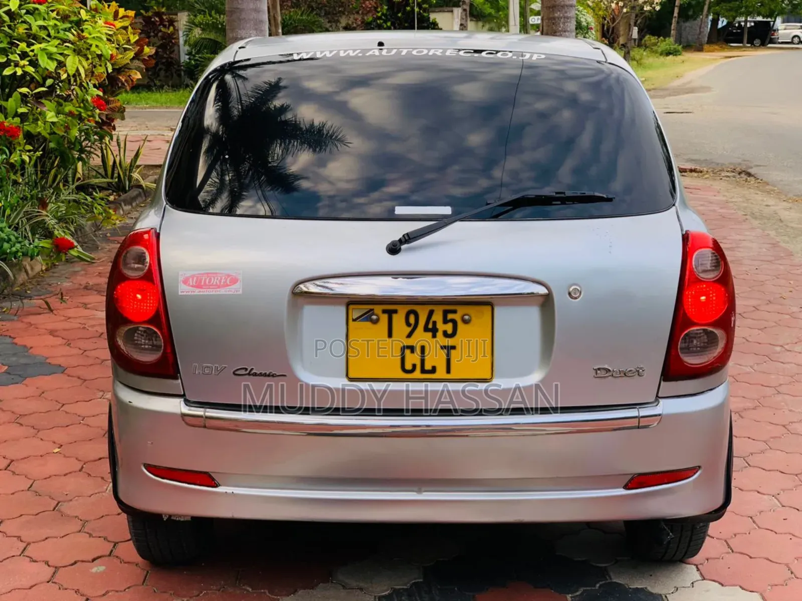 Toyota Duet 2002 Silver
