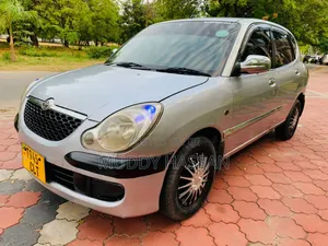 Toyota Duet 2002 Silver