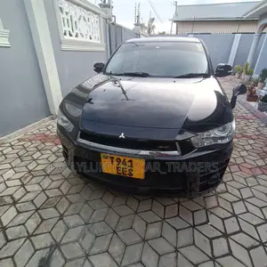 Mitsubishi Outlander 2010 Black
