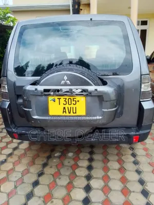 Mitsubishi Pajero 2010 Black