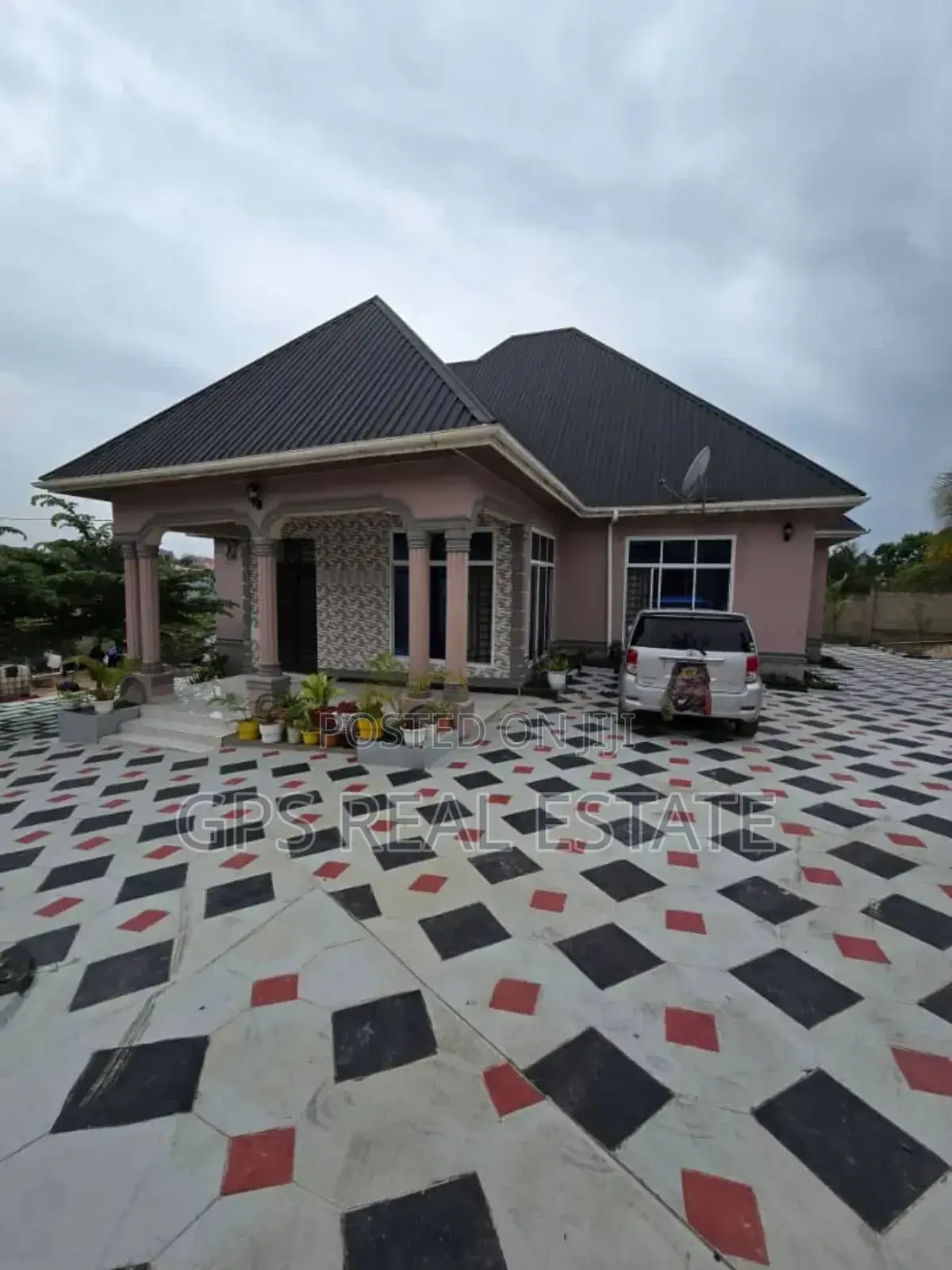 3bdrm House in Tegeta Wazo Hill, Kinondoni for sale