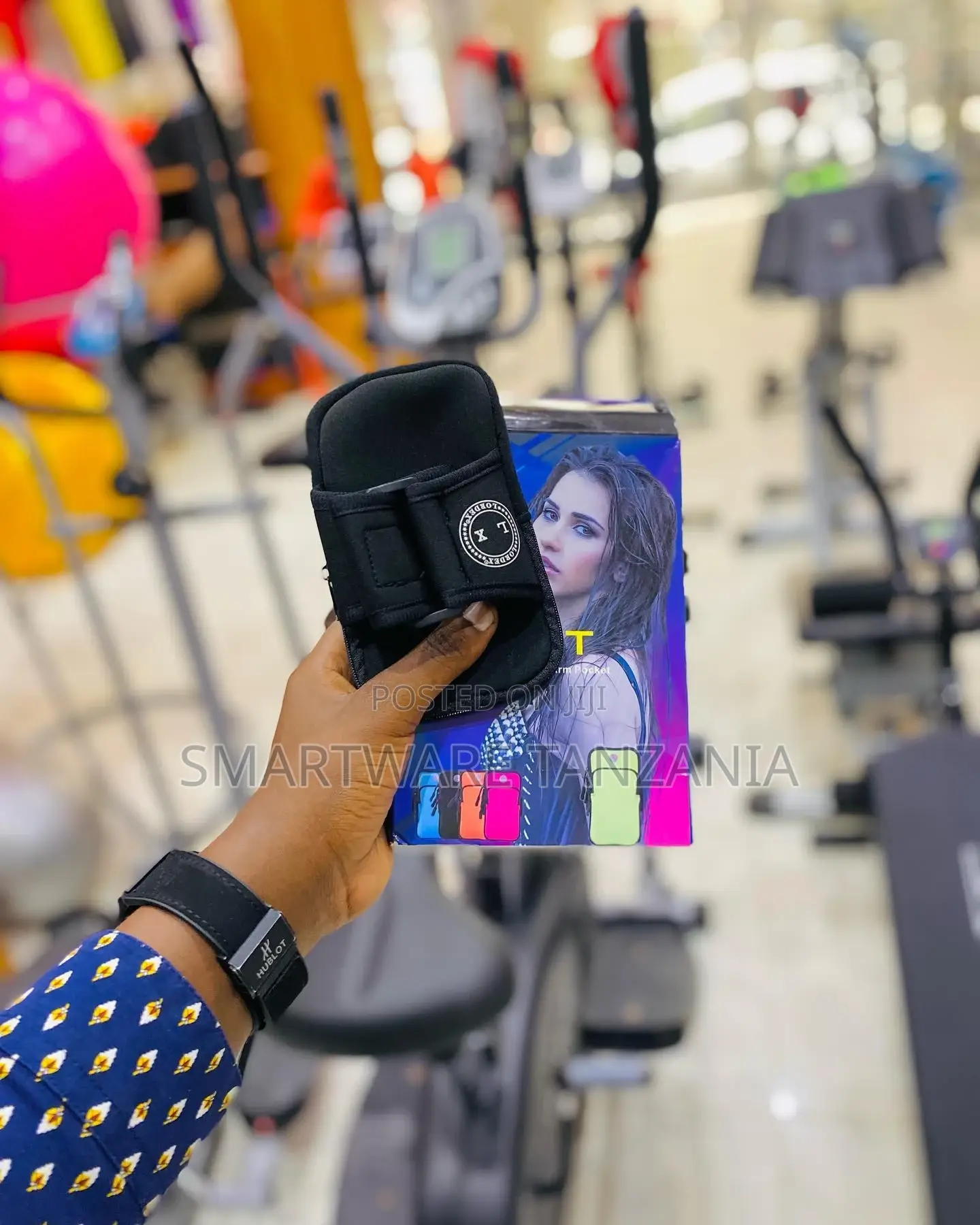Running Phone Armband, Sweatproof Workout Phone Holder