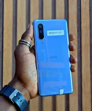 Sharp Aquos Zero 5G Basic 64 GB Blue