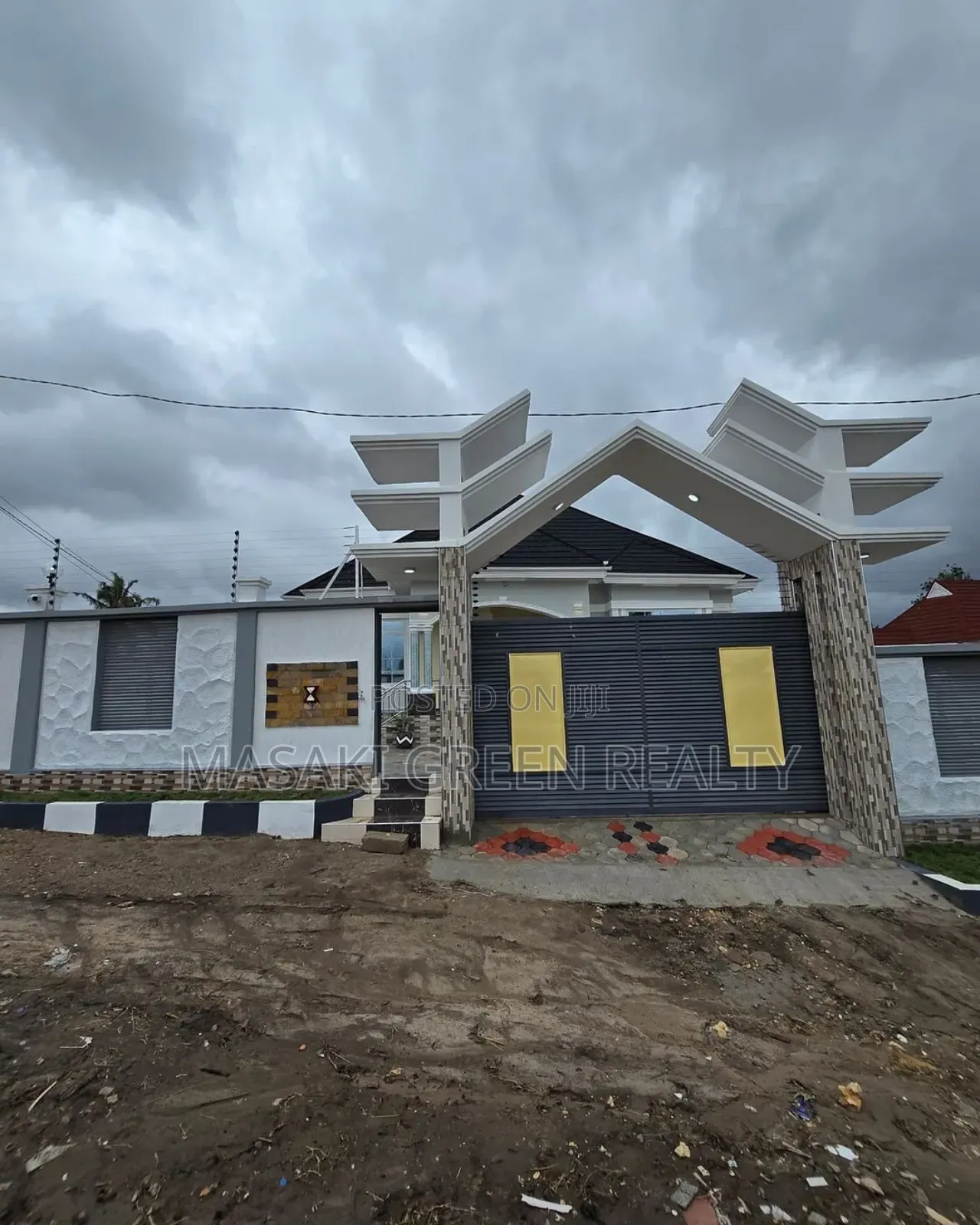 4bdrm House in Goba Estate for sale