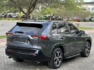 Toyota RAV4 Adventure 2022 Gray