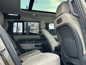 Land Rover Defender 2022 Beige