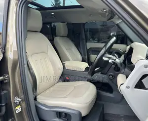 Land Rover Defender 2022 Beige