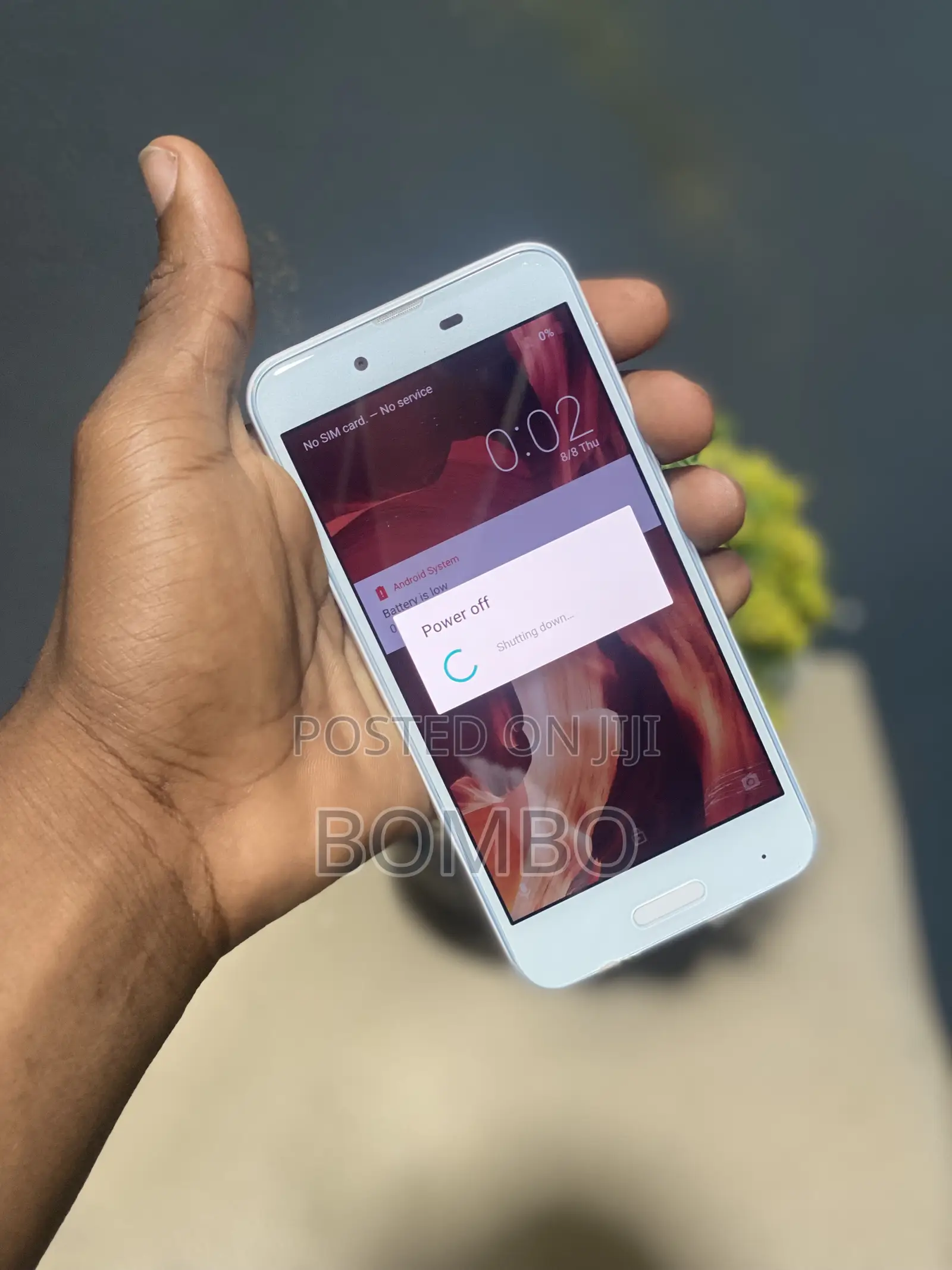 Sharp Aquos Sense 2 SHV43 32 GB White