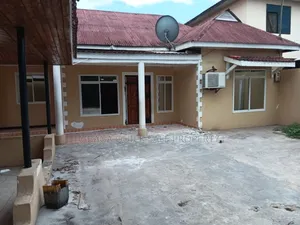 3bdrm House in Kinondoni for rent