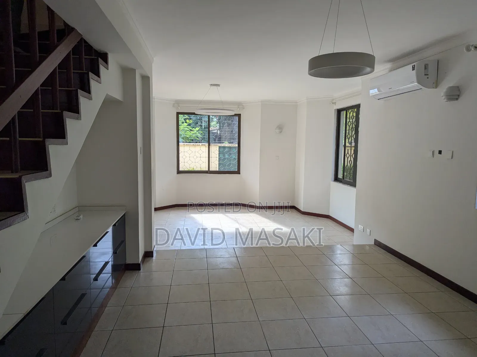 4bdrm Villa in Oysterbay for rent