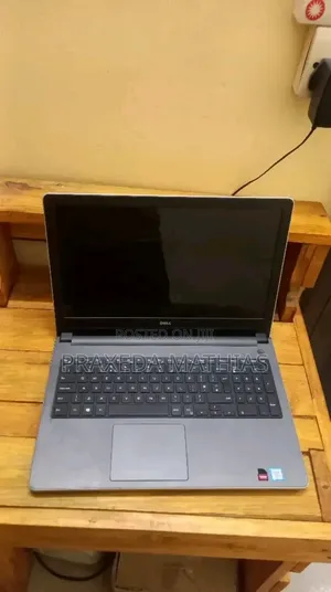 Laptop Dell Inspiron 15 5559 8GB Intel Core I5 HDD 500GB