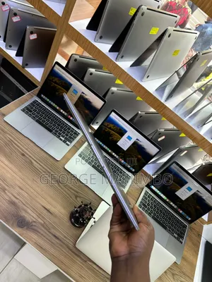 New Laptop Apple MacBook Air 2020 M1 16GB Intel Core I7 SSD 256GB