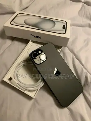 New Apple iPhone 15 128 GB Black