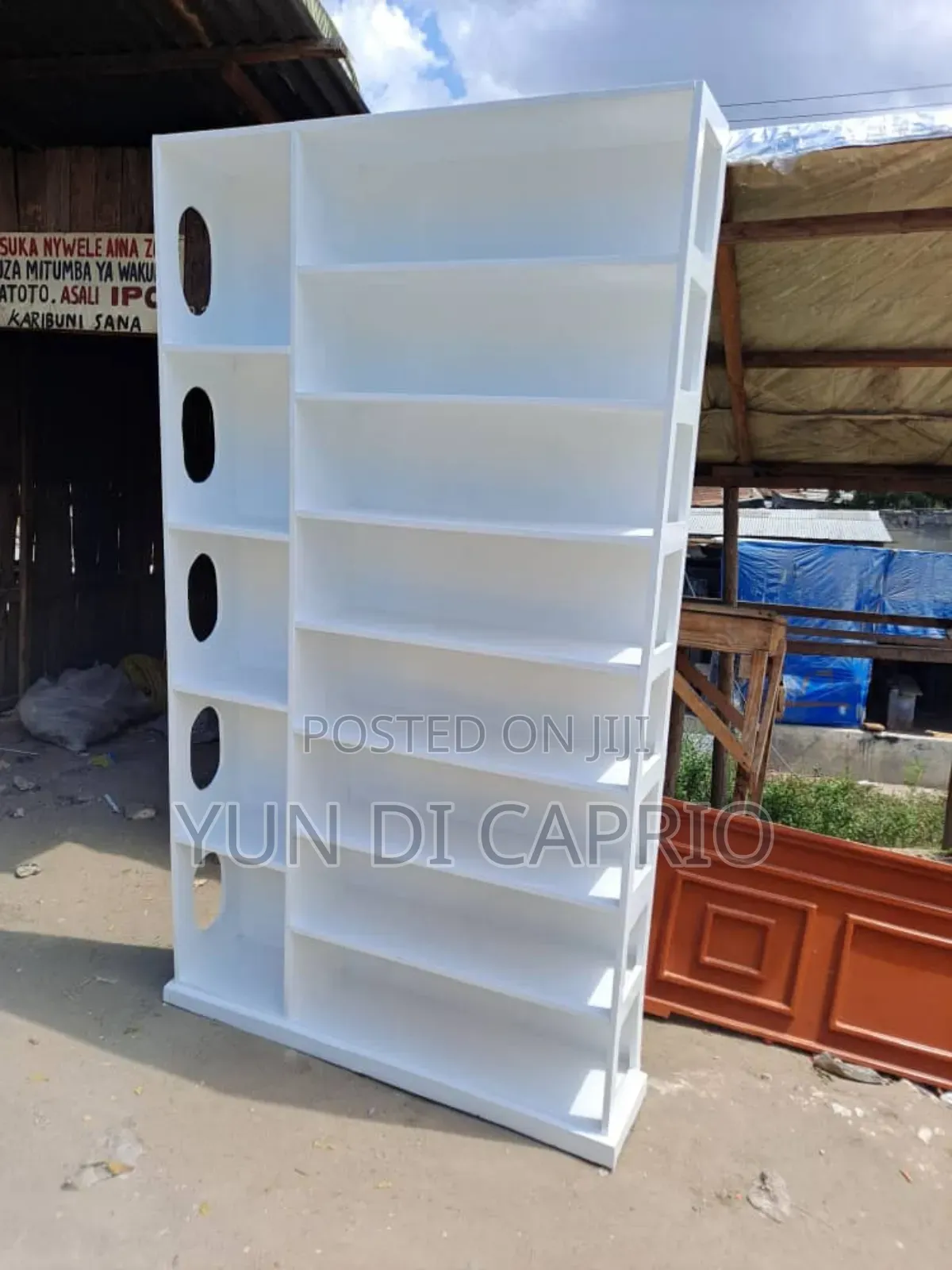 Shoerack Kali Sana Mpya