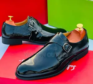 Smart Gucci Brand Wears