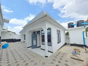 1bdrm Apartment in Kimara for rent