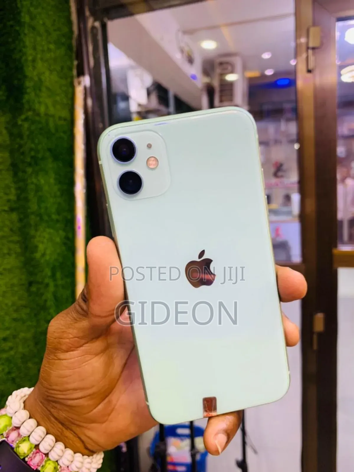 Apple iPhone 11 64 GB White
