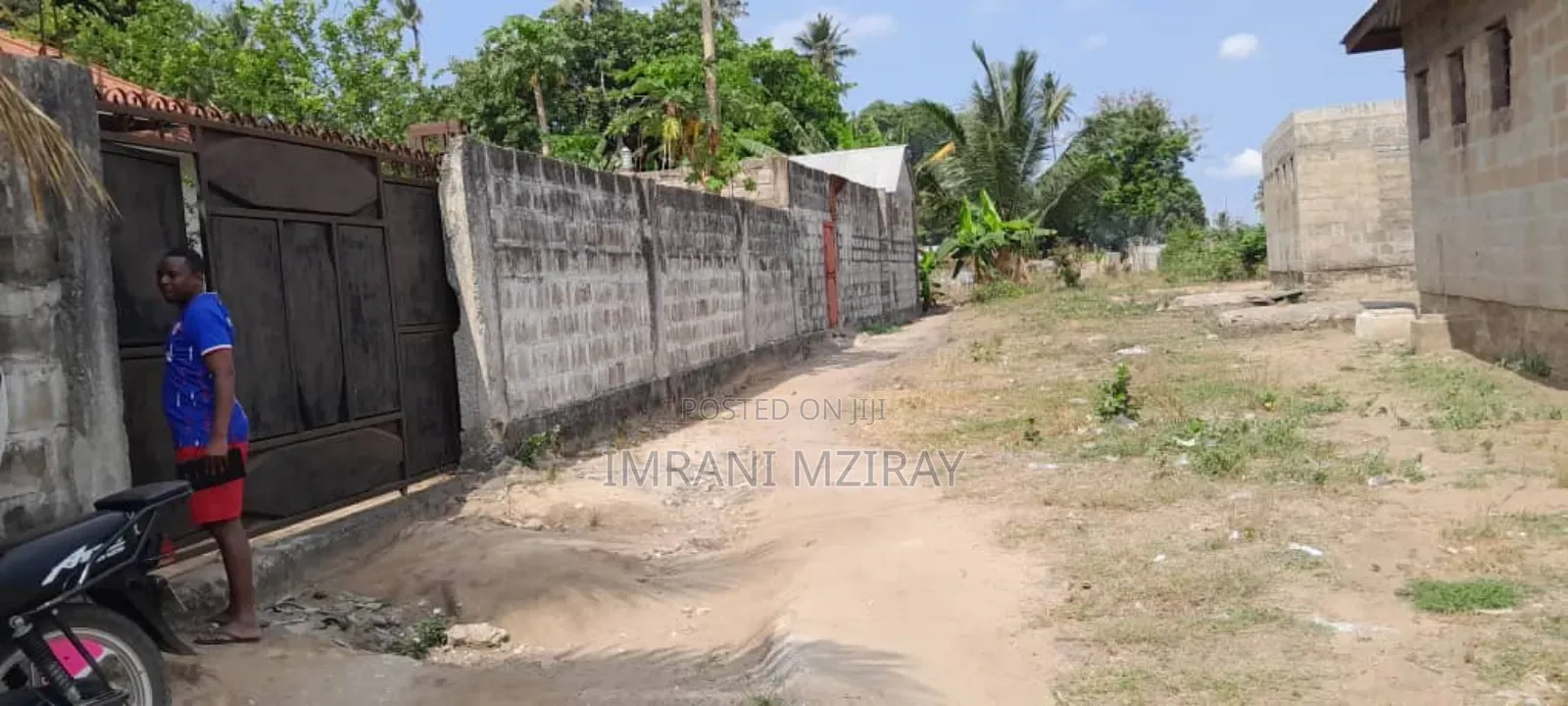 Yard Plot Sale Near Wazo Cement on Main Road