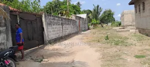 Yard Plot Sale Near Wazo Cement on Main Road