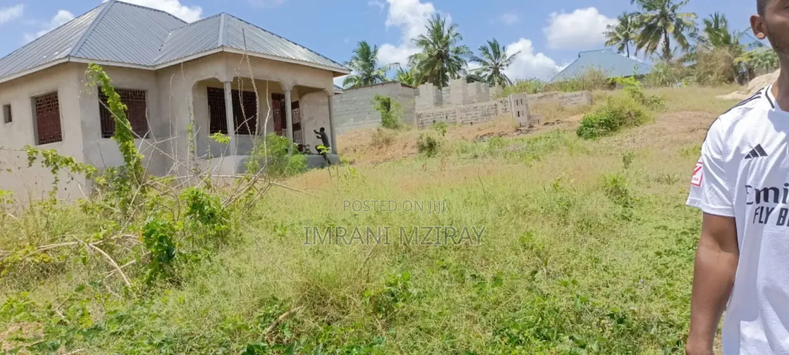 Yard Plot Sale Near Wazo Cement on Main Road