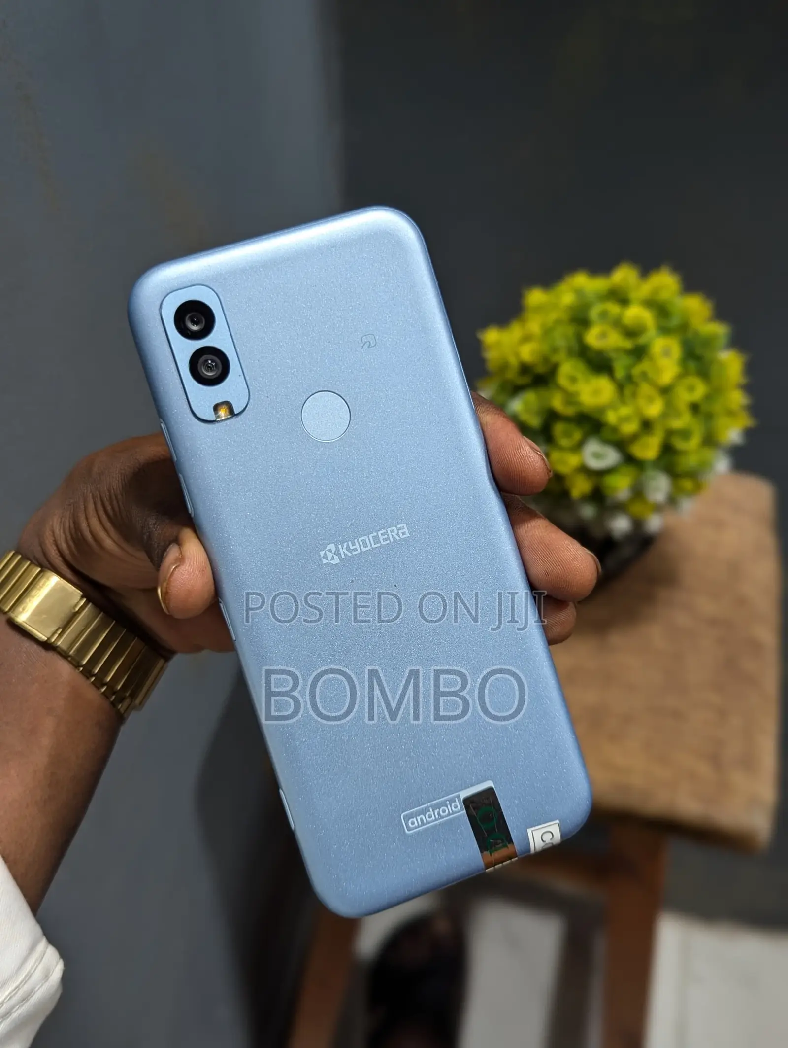 Kyocera K9 64 GB Blue