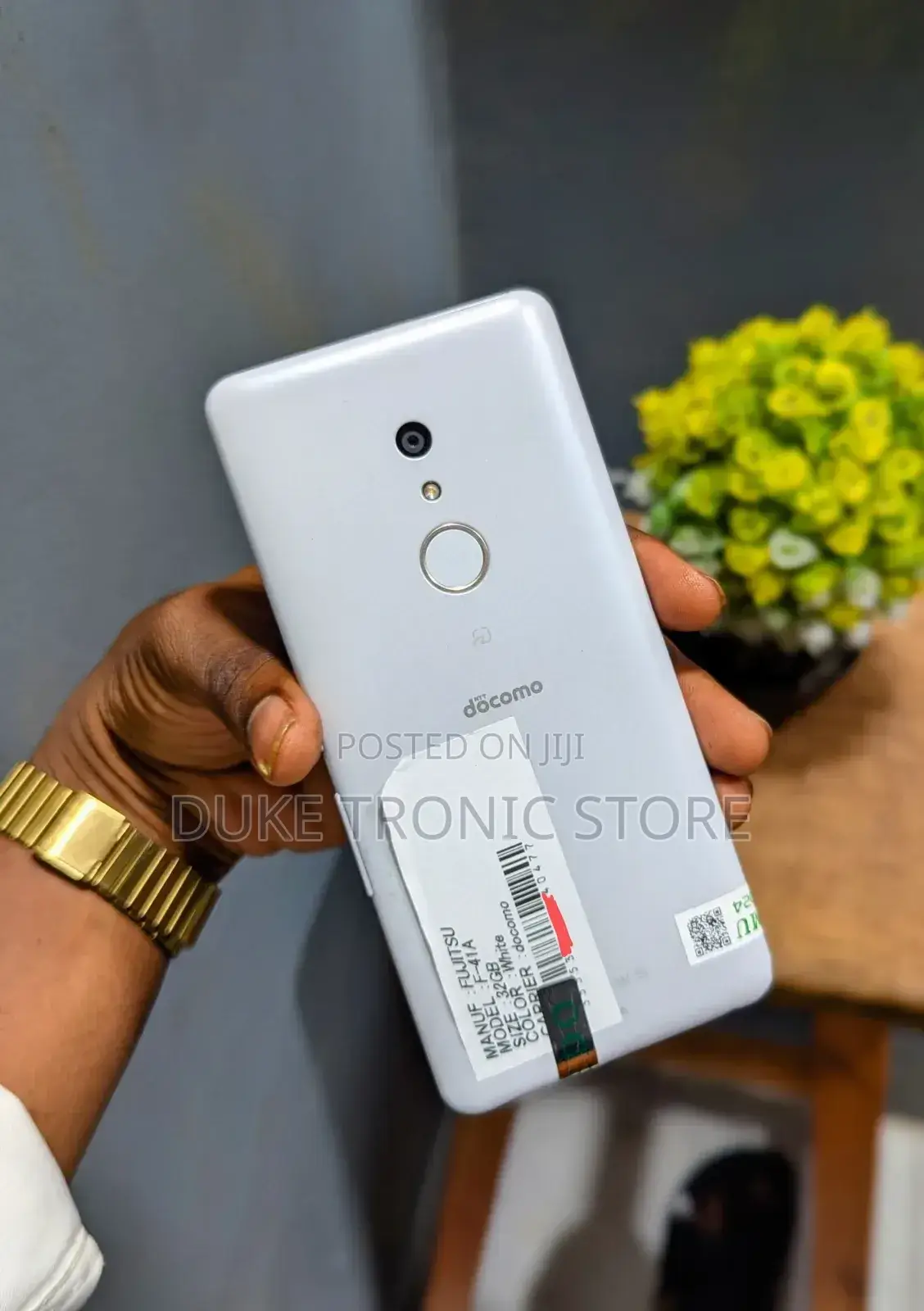 New Fujitsu F-42A 32 GB White