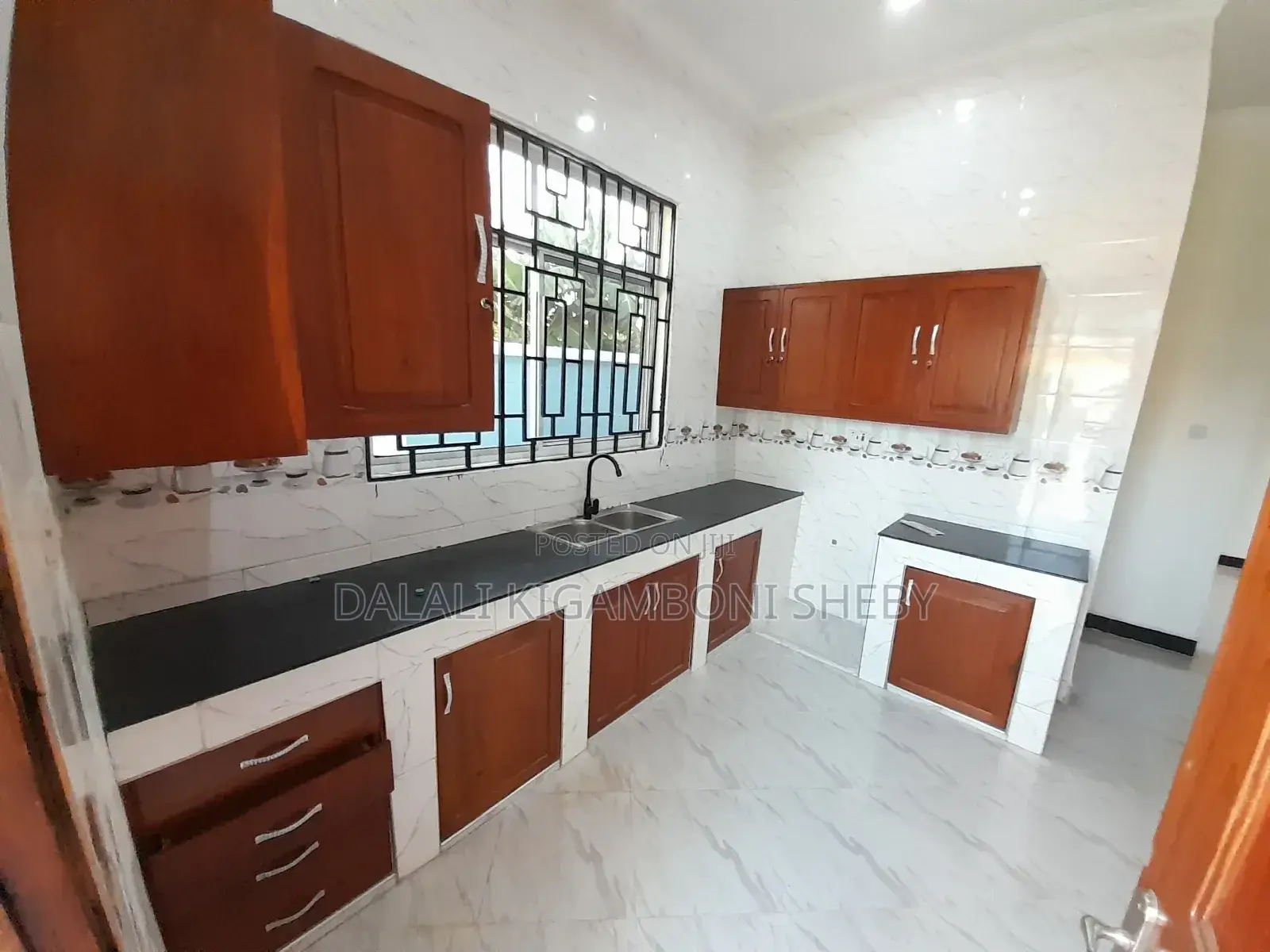 3bdrm House in Kigamboni Geza for rent