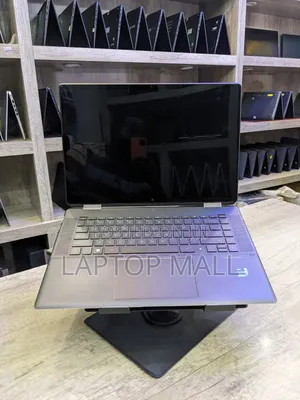 New Laptop HP Spectre X360 15t 16GB Intel Core I7 SSD 1T