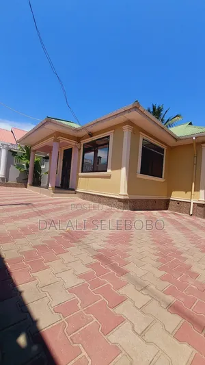 9bdrm House in Boko Kwa Mpemba, Kinondoni for sale